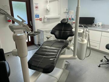 Dosthill dental treatment room